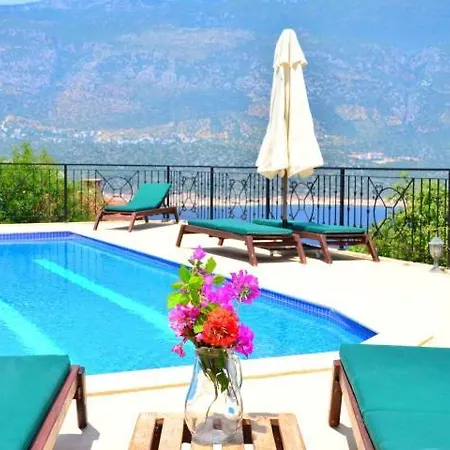 Yenikoy Sleeps 8 Pool Air Con Wifi * Yenikoy (Kas)